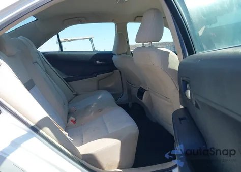 2012 Toyota Camry Le z USA, uszkodzony, nr VIN 4T1BF1FK9CU170551